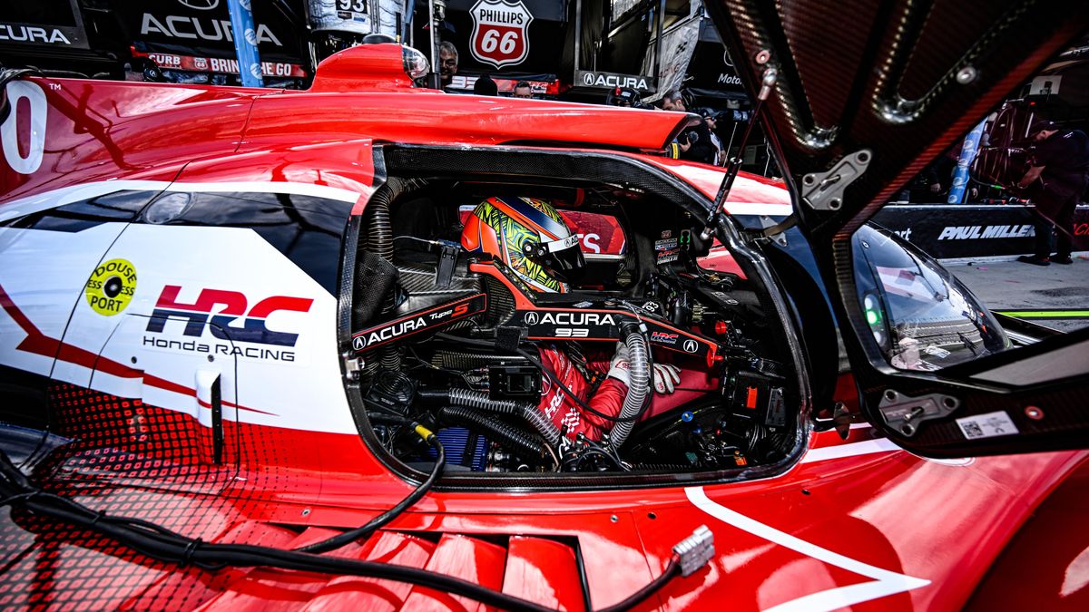 Čtyřnásobný šampion IndyCar má zaplatit téměř čtvrt miliardy